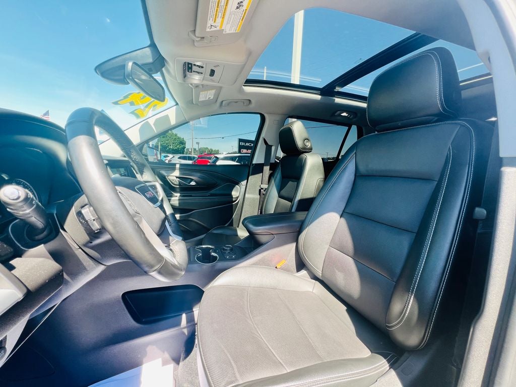 2024 GMC Terrain SLT