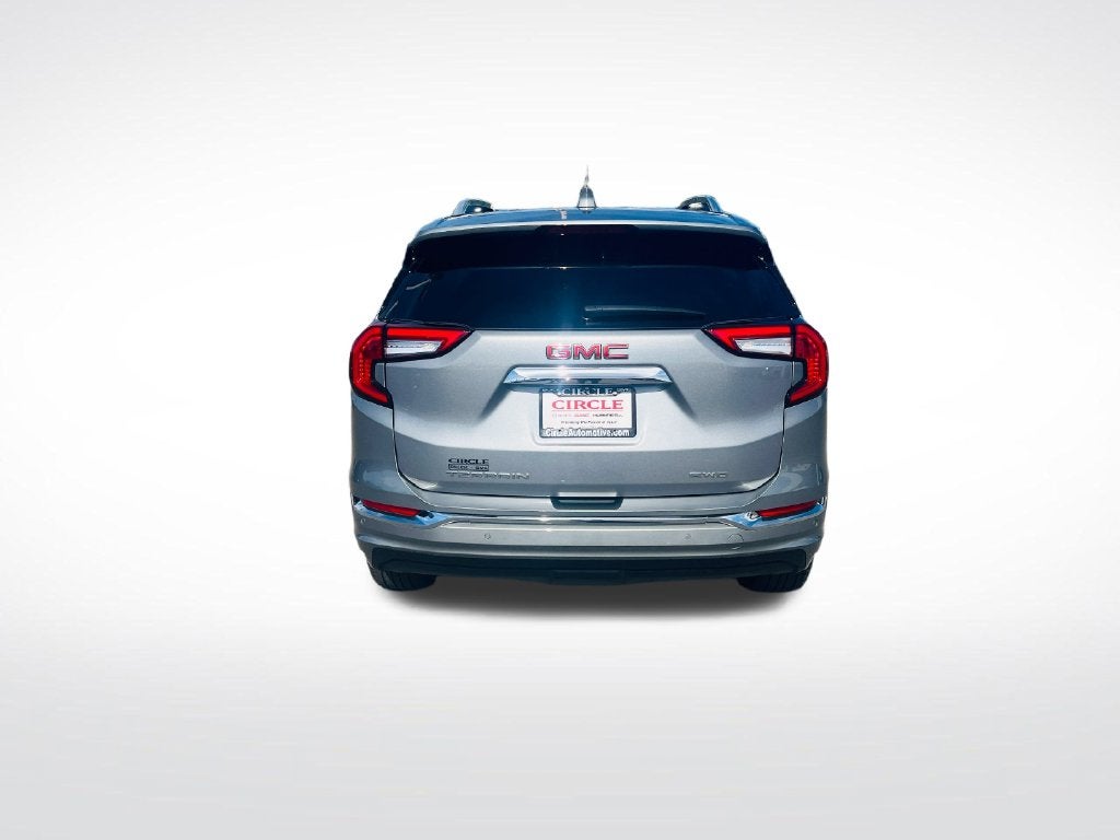 2024 GMC Terrain Denali