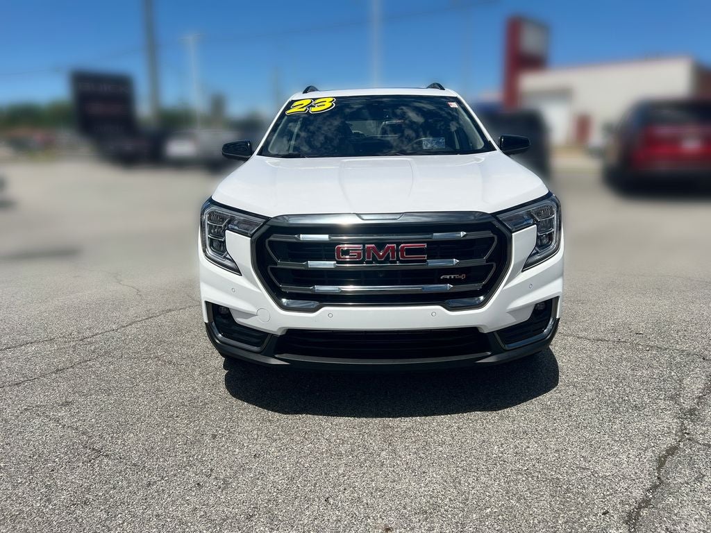 2023 GMC Terrain AT4