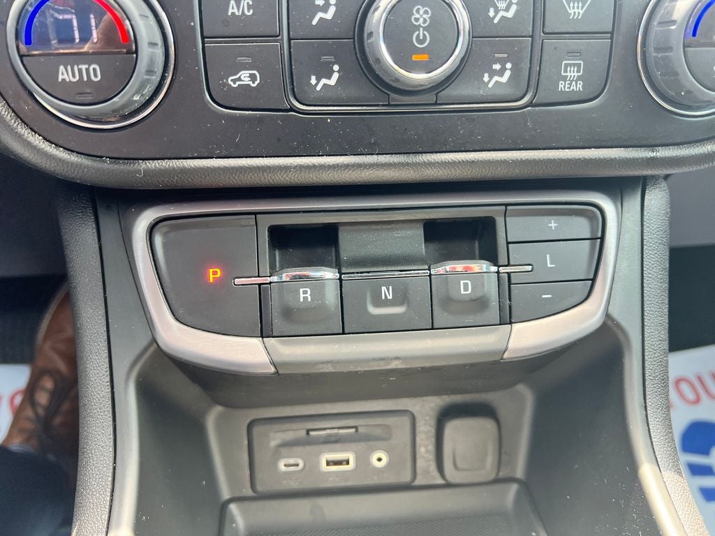 2023 GMC Terrain AT4