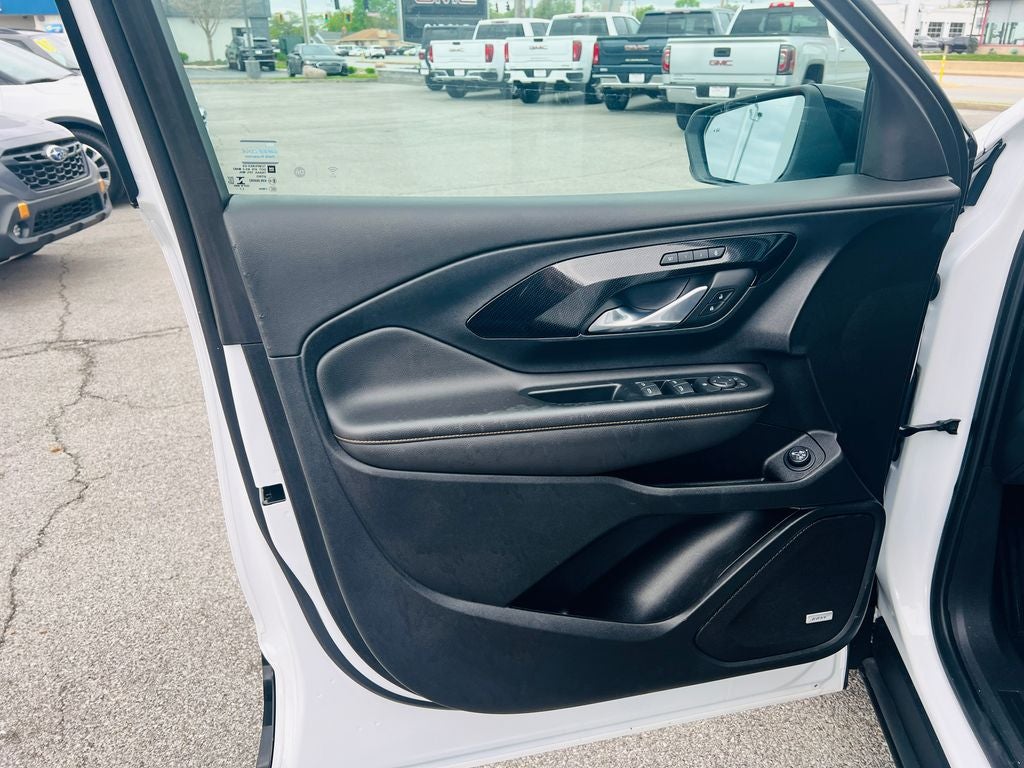 2023 GMC Terrain AT4