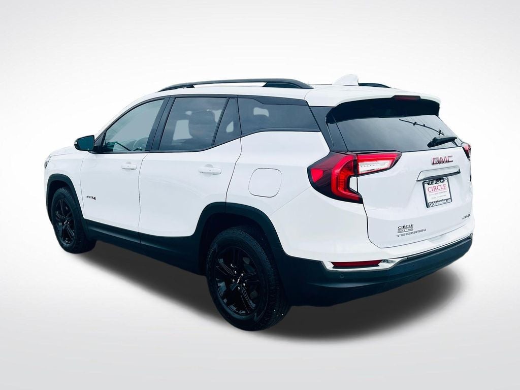 2023 GMC Terrain AT4