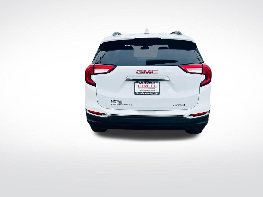 2023 GMC Terrain AT4