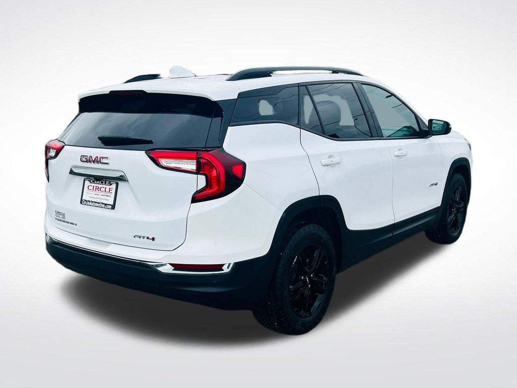 2023 GMC Terrain AT4