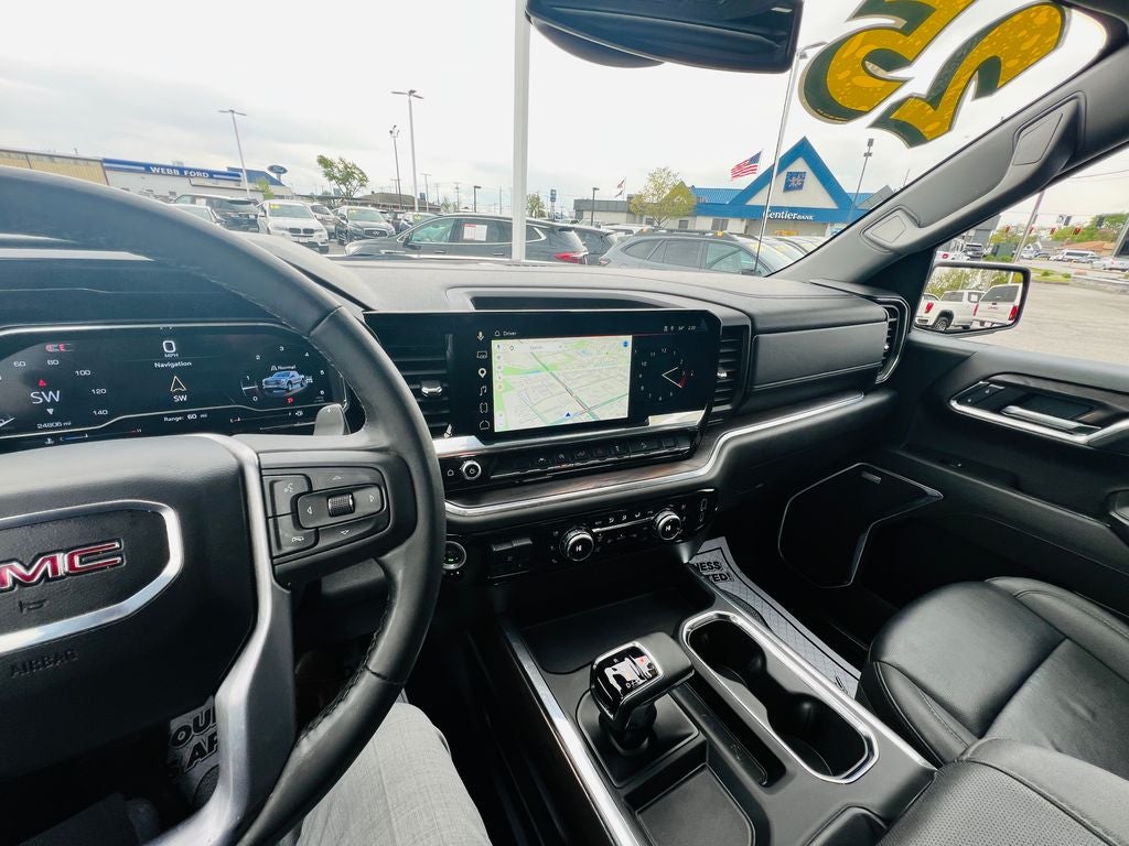 2025 GMC Sierra 1500 SLT