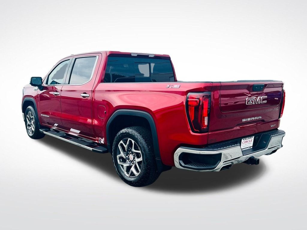 2025 GMC Sierra 1500 SLT