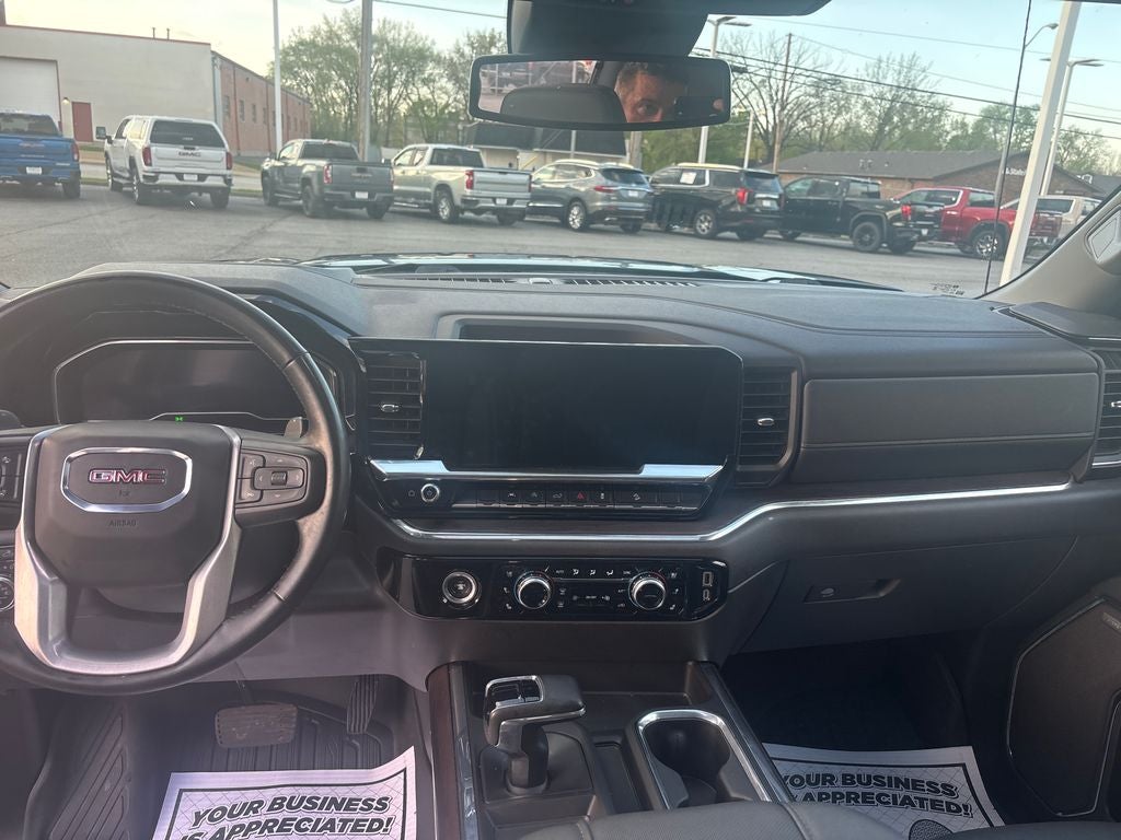 2024 GMC Sierra 1500 SLT