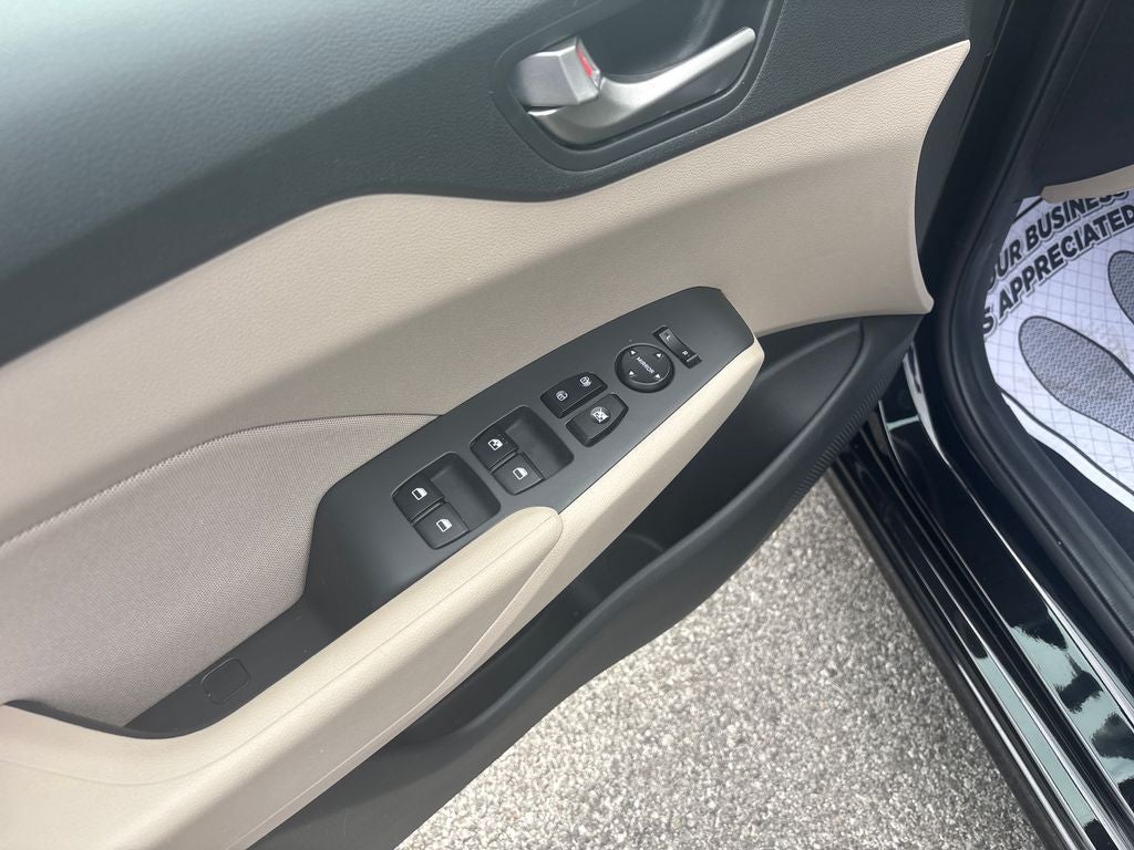 2022 Hyundai Accent SEL