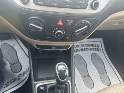 2022 Hyundai Accent SEL