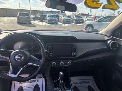 2023 Nissan Kicks SV