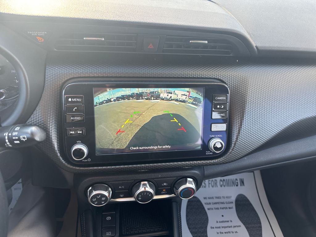 2023 Nissan Kicks SV