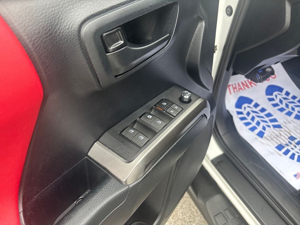 2018 Toyota Tacoma SR5 V6