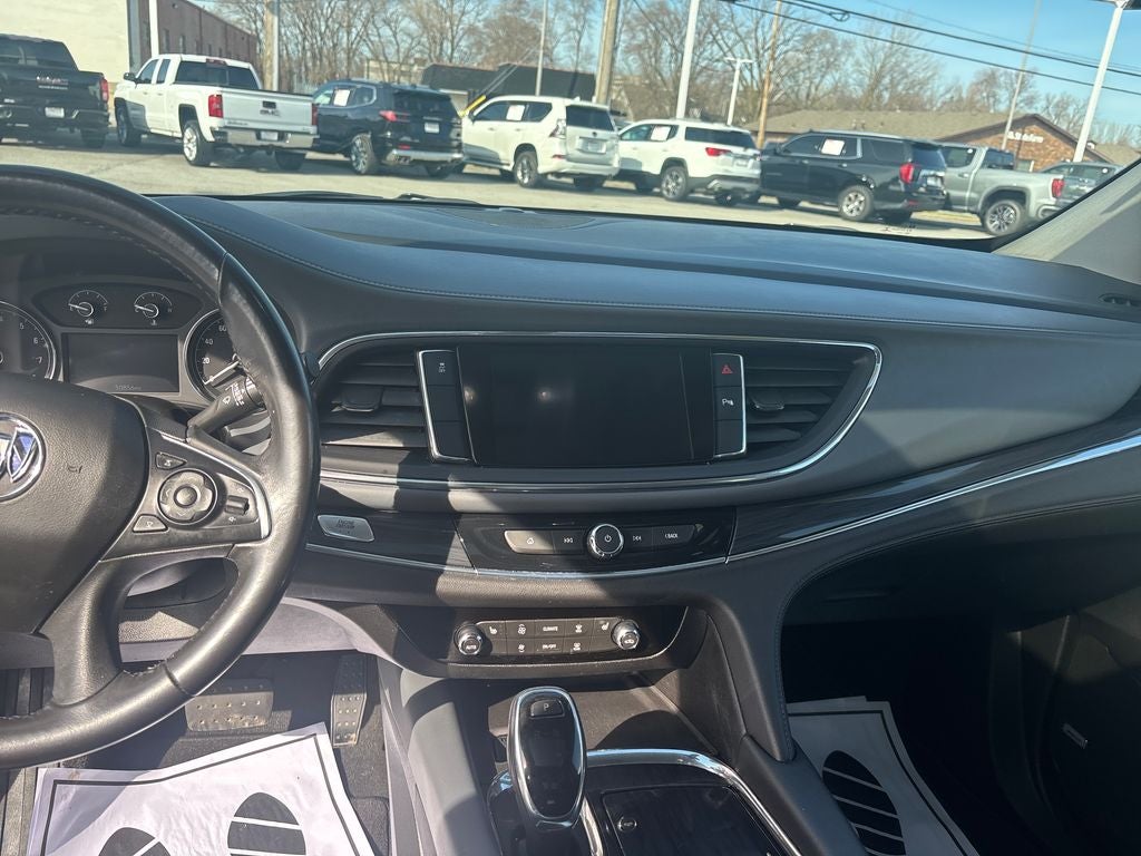 2020 Buick Enclave Essence