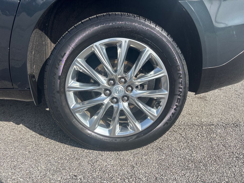 2020 Buick Enclave Essence