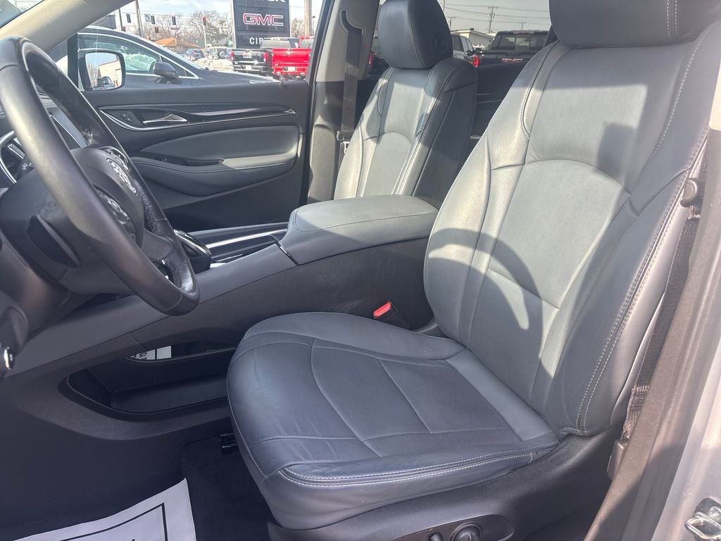 2021 Buick Enclave Essence