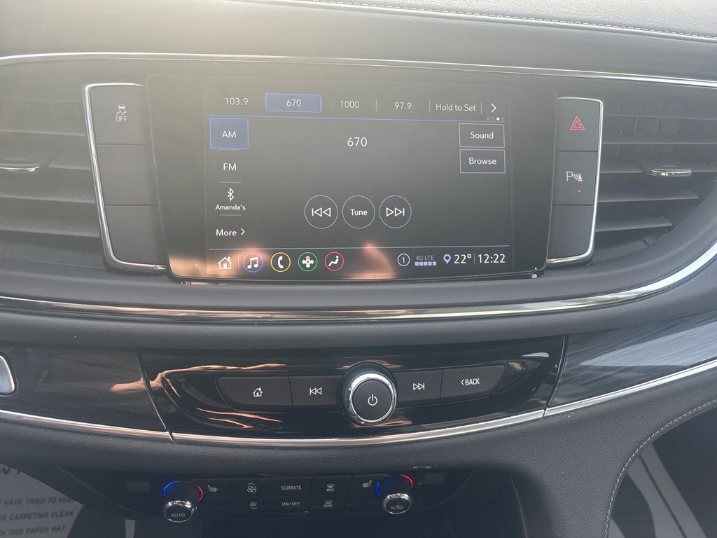 2021 Buick Enclave Essence