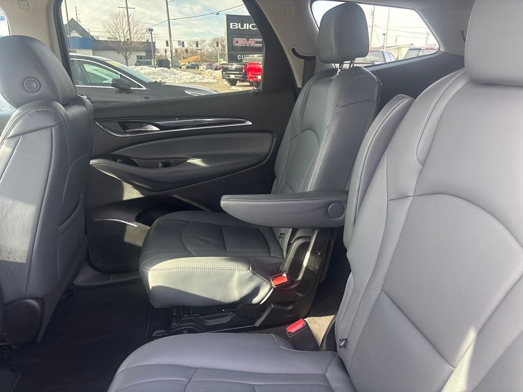 2021 Buick Enclave Essence