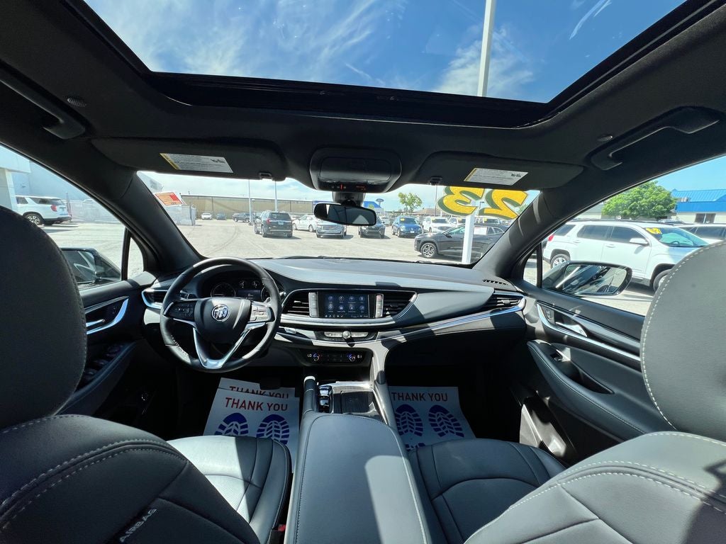 2023 Buick Enclave Essence