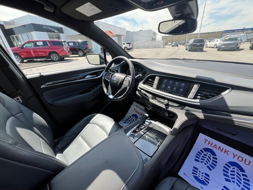 2023 Buick Enclave Essence