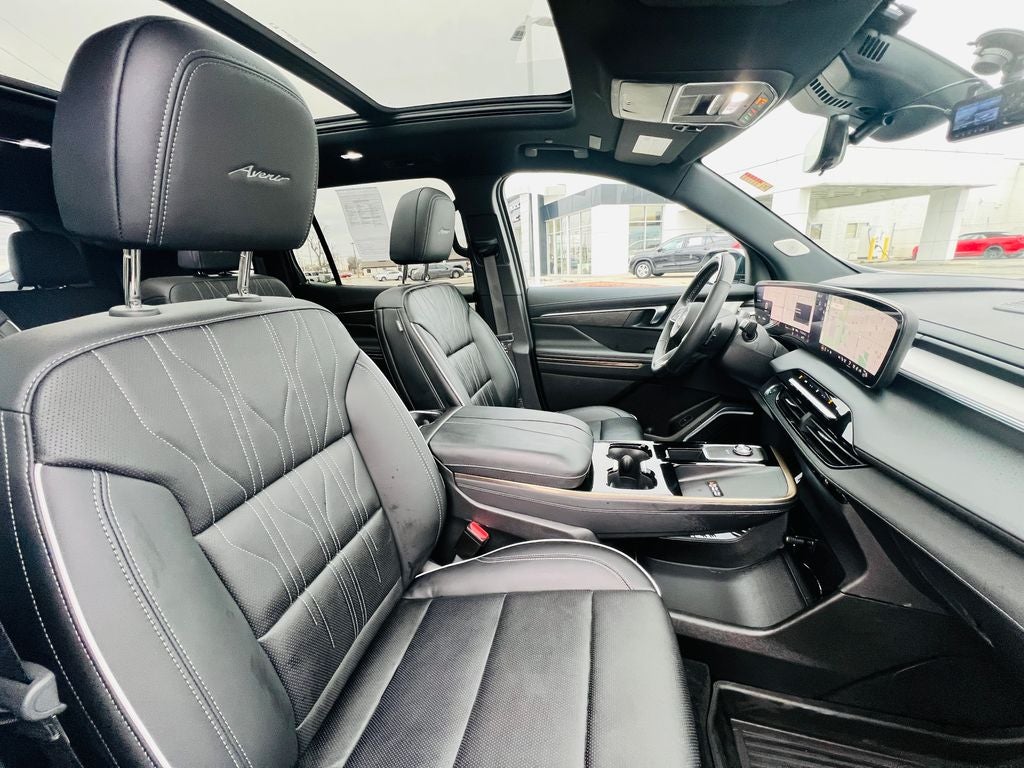 2025 Buick Enclave Avenir