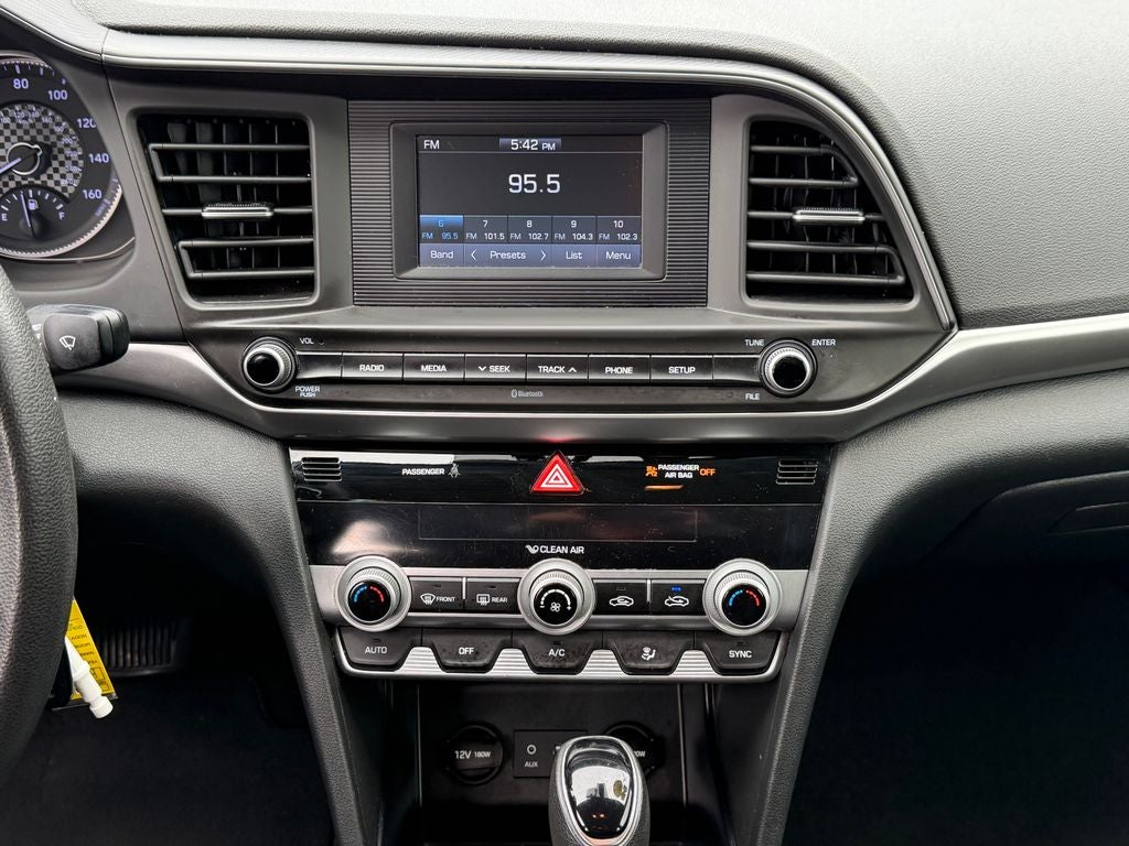 2020 Hyundai Elantra SE