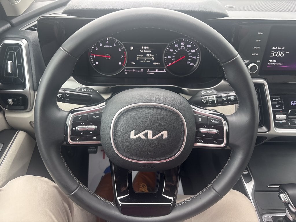 2022 Kia Sorento S
