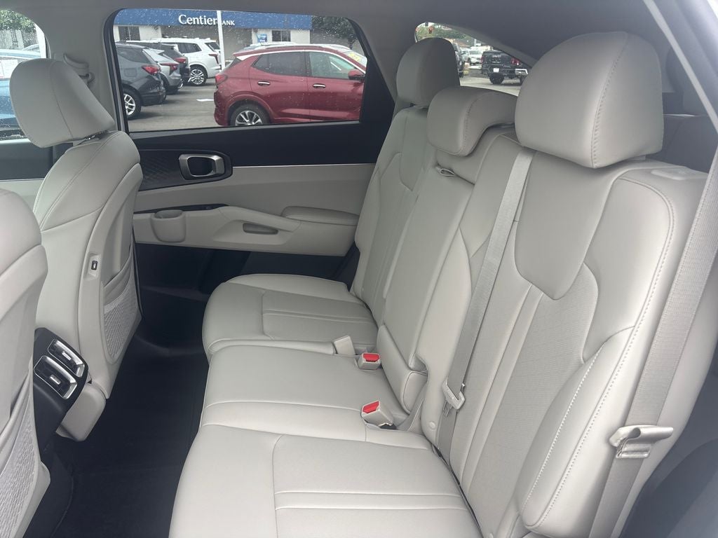 2022 Kia Sorento S