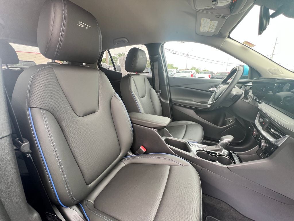 2025 Buick Encore GX Sport Touring