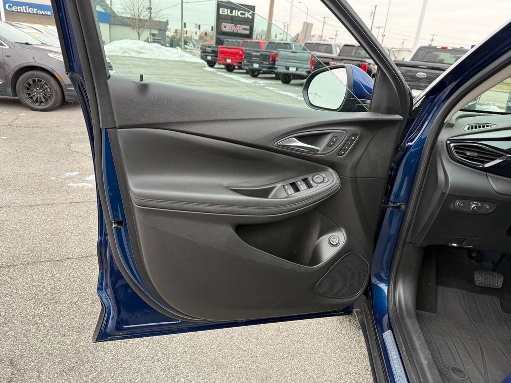 2023 Buick Encore GX Essence