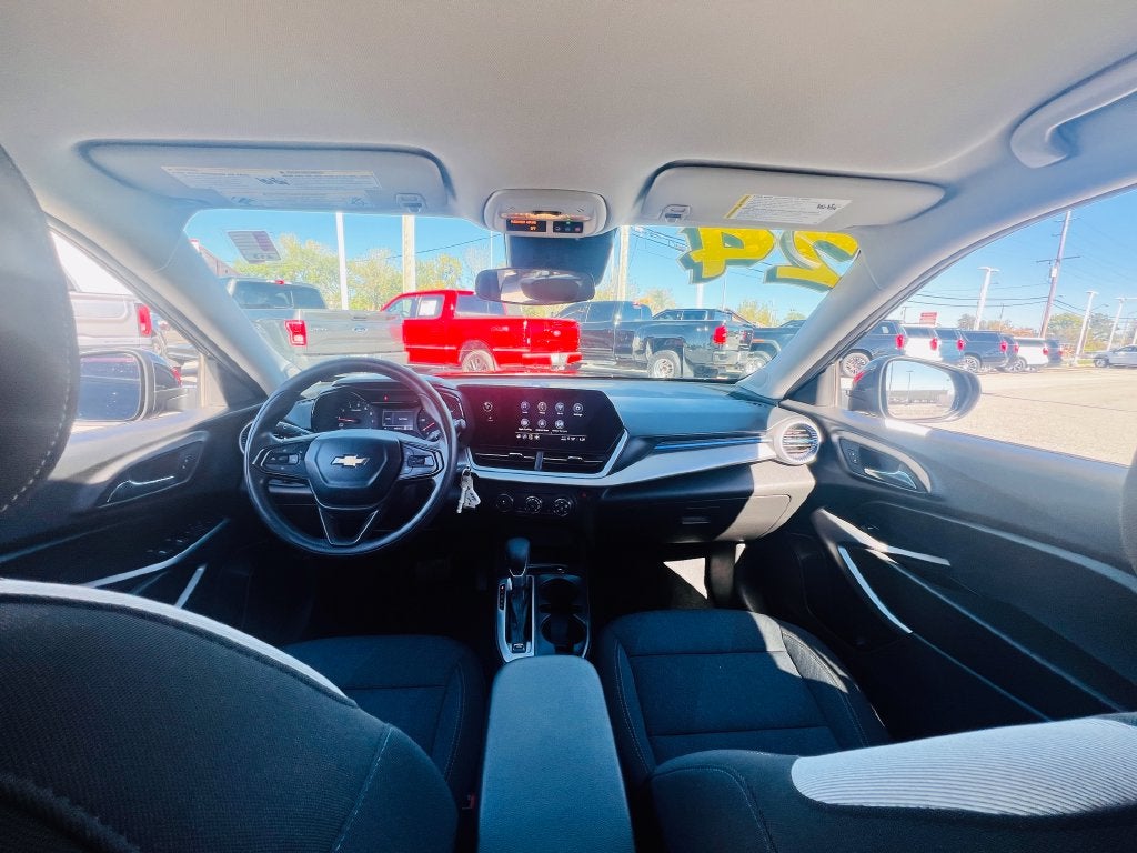 2024 Chevrolet Trax LS