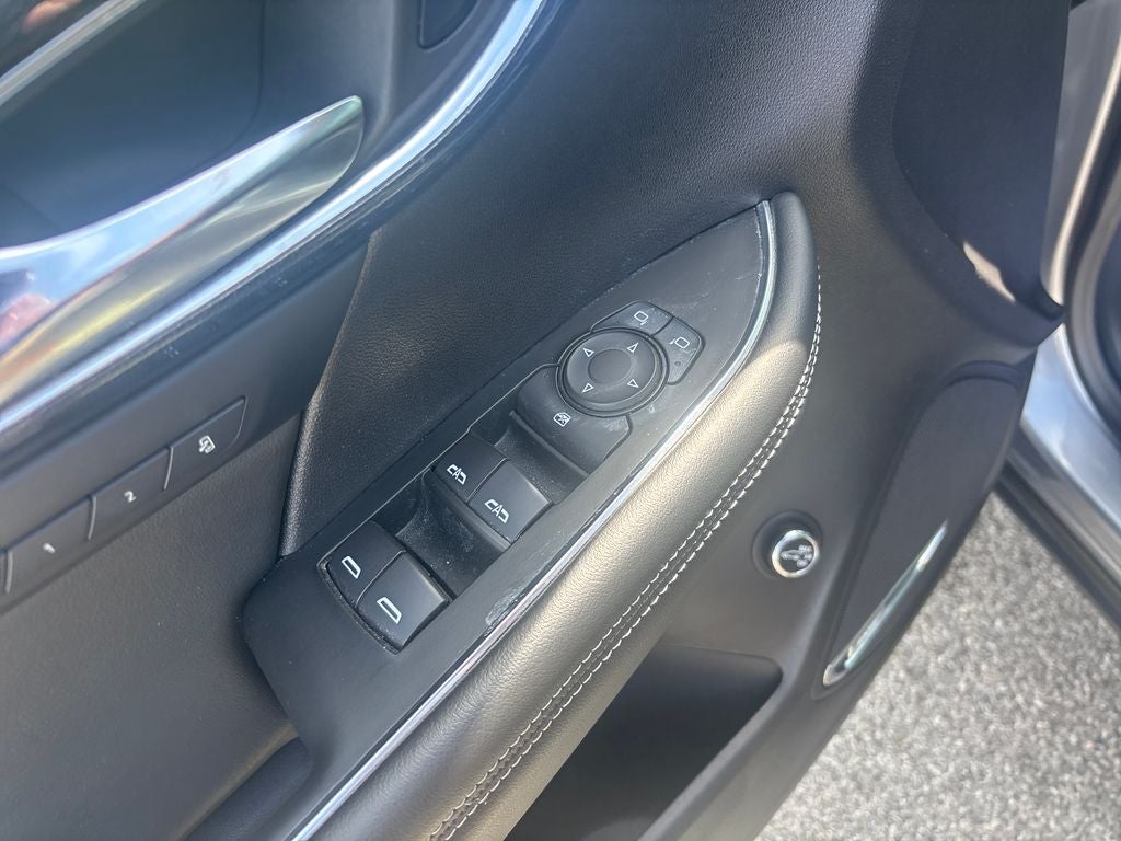 2022 Buick Envision Essence