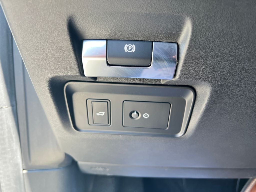 2020 Land Rover Discovery Sport Standard