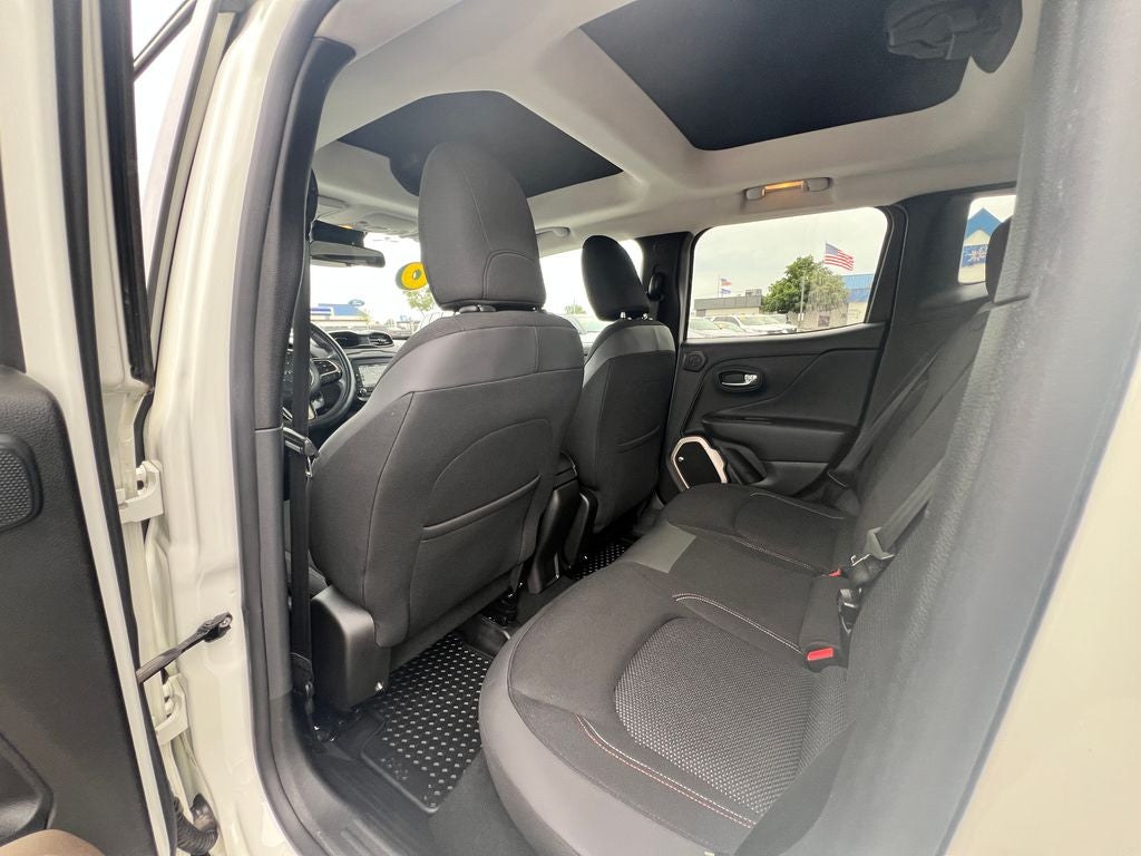 2016 Jeep Renegade Latitude 75th Anniversary Edition