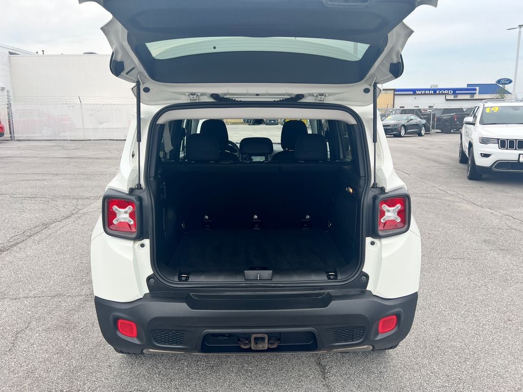 2016 Jeep Renegade Latitude 75th Anniversary Edition