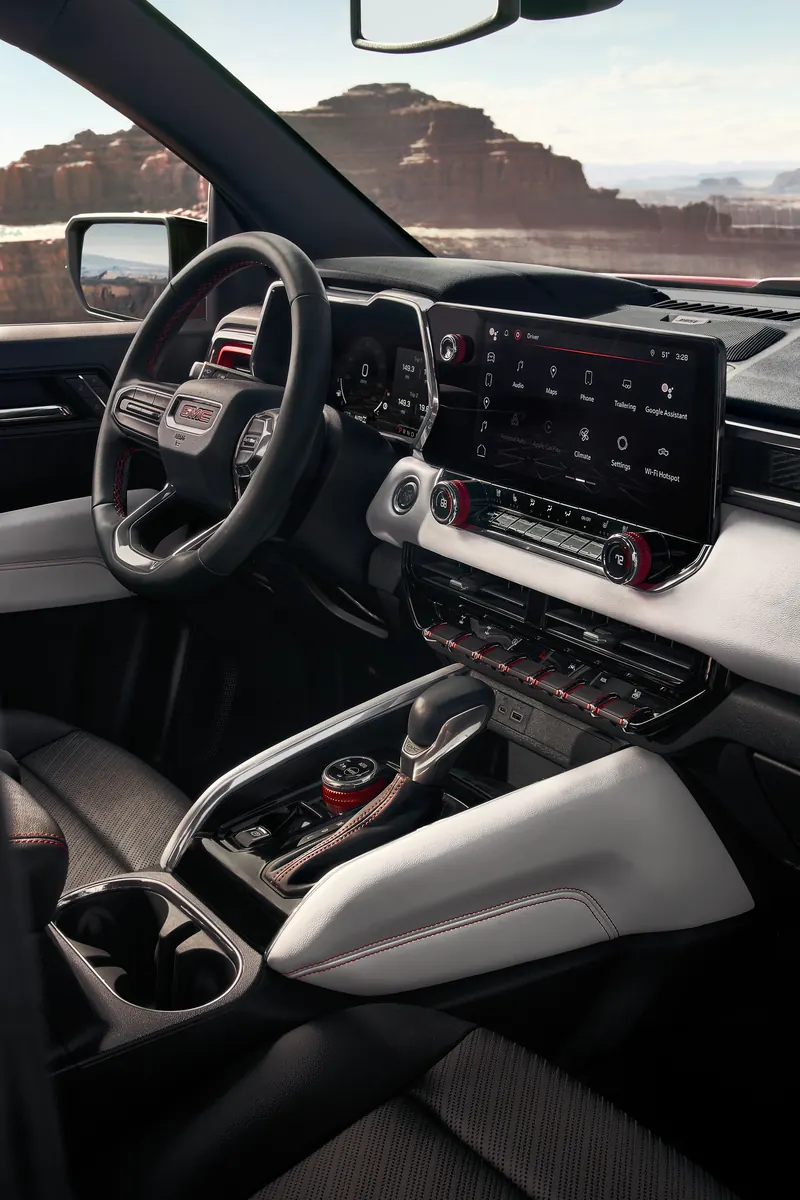 2026 GMC Canyon infotainment system at Circle Buick GMC in highland IN